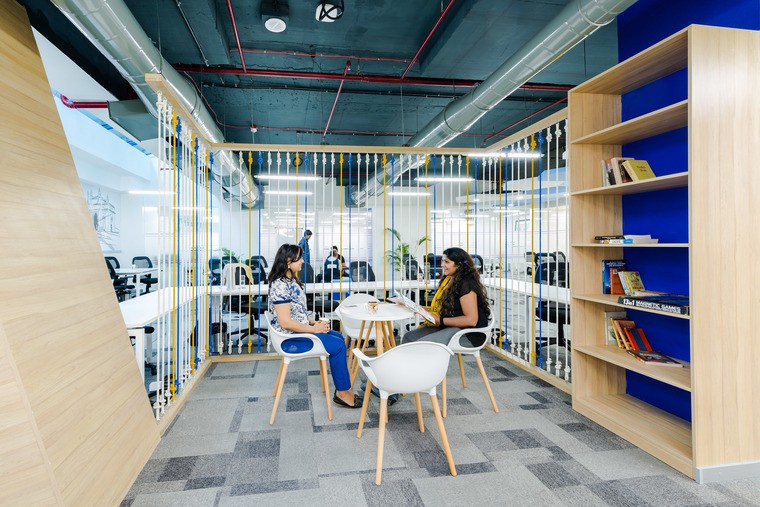 6 Seater Team office at Pheonix Mall Kurla